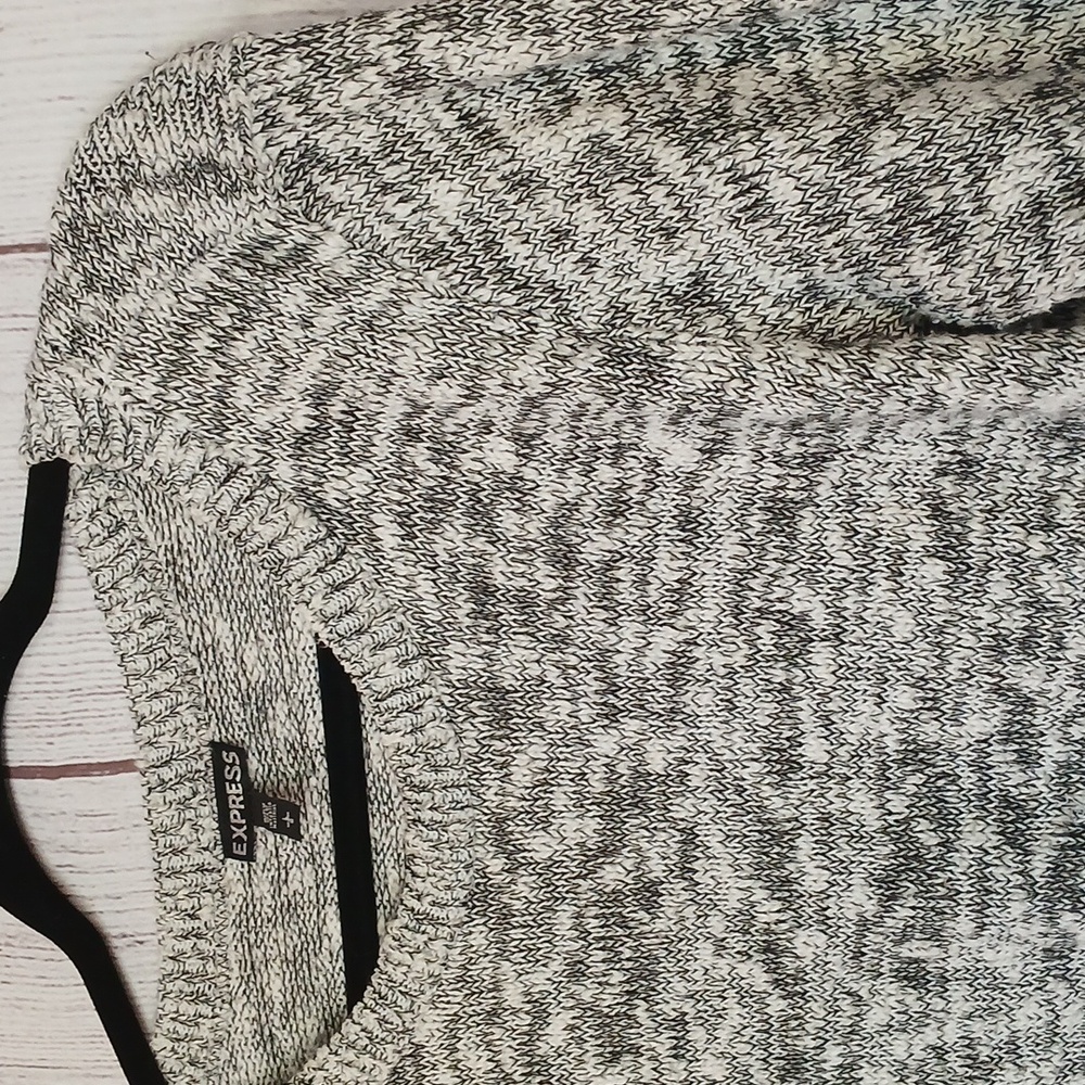 Express Split Side Pullover Sweater Size Large - image 3